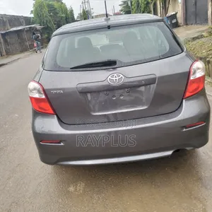 Toyota Matrix 2010 Gray
