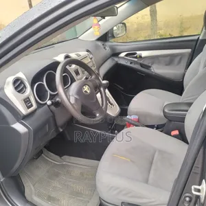 Toyota Matrix 2010 Gray