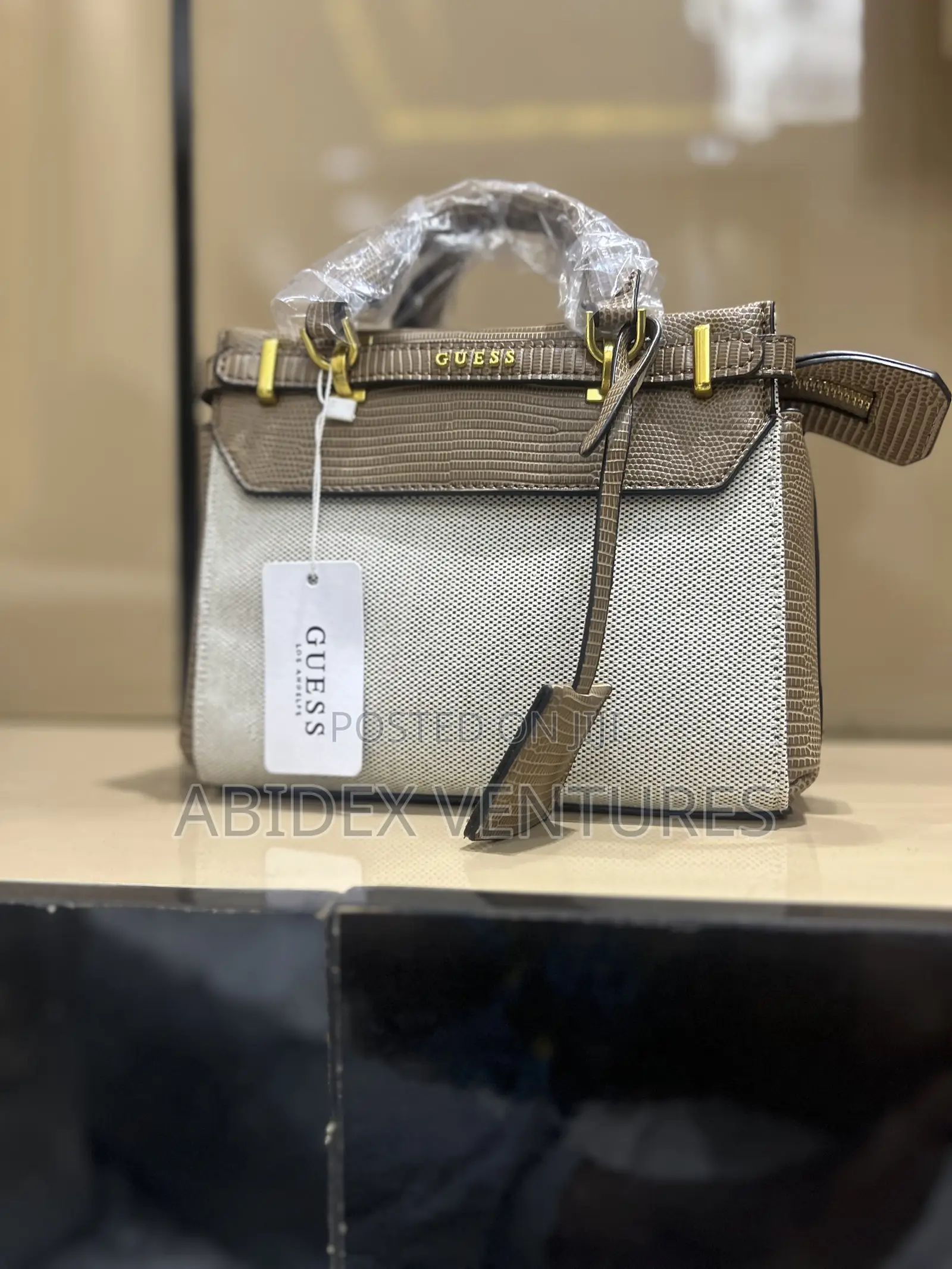 Guess Hand Bag