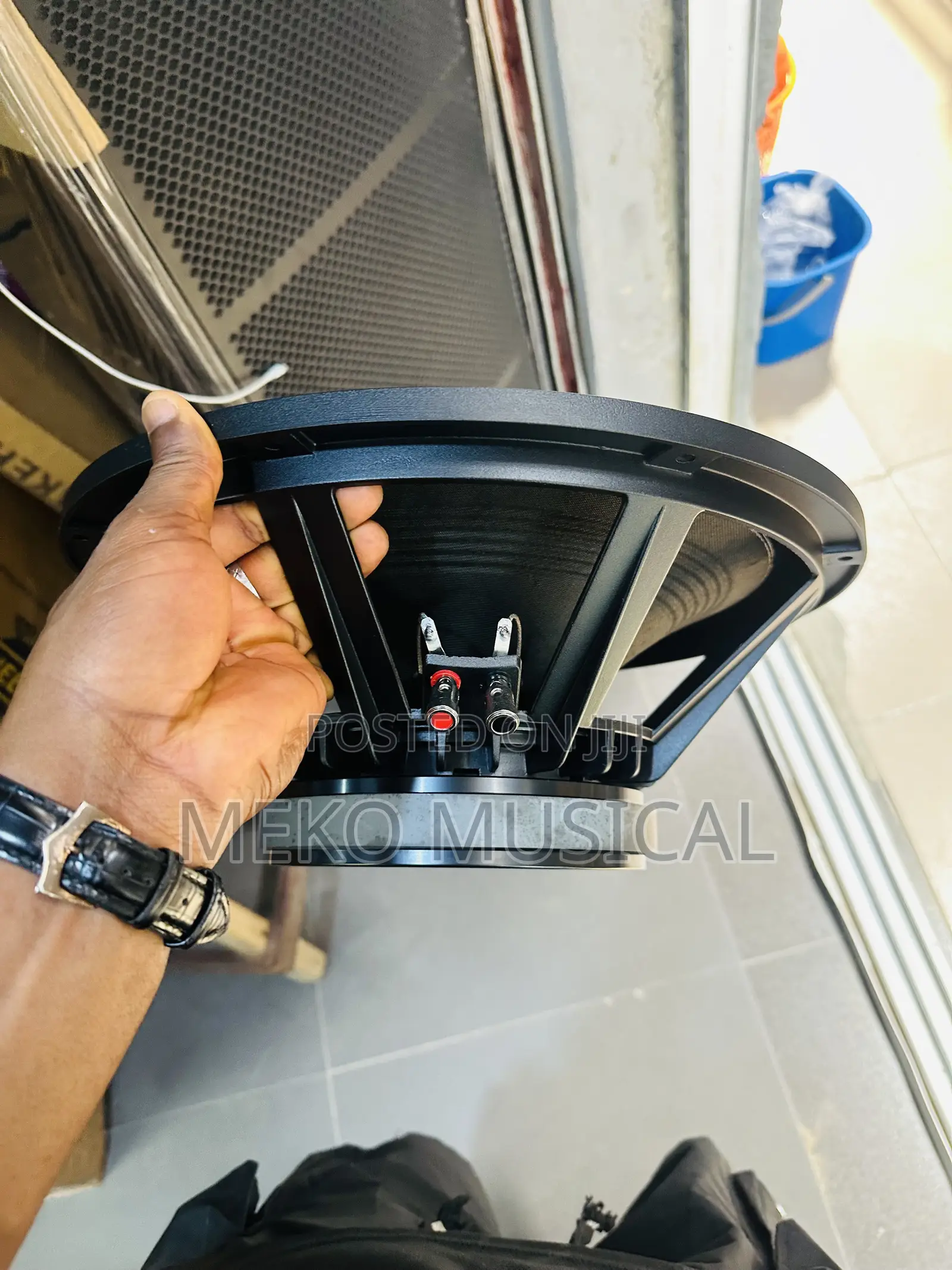15” Inches Speaker 8omhs 2000watts