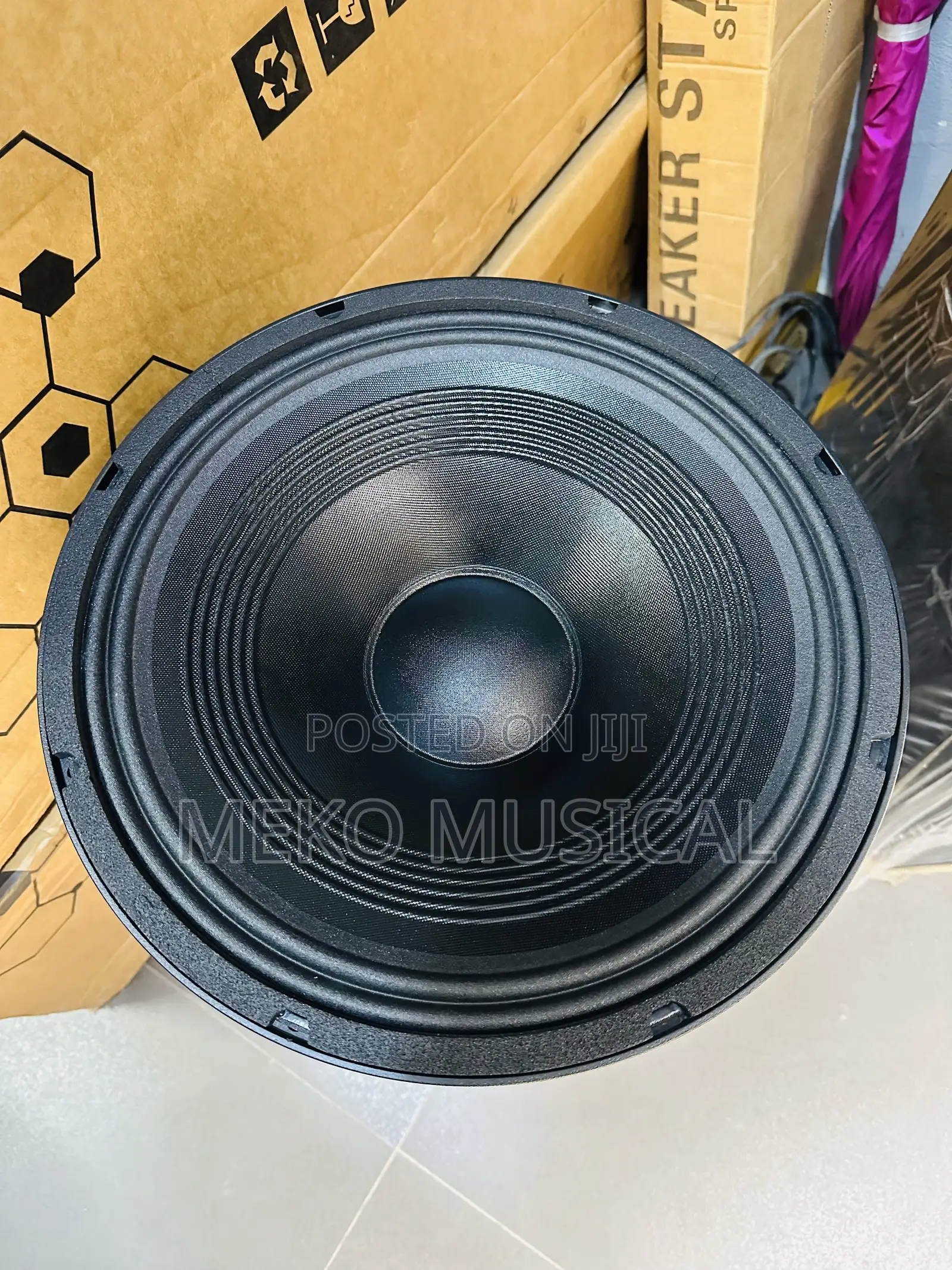 15” Inches Speaker 8omhs 2000watts