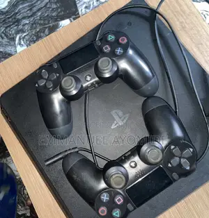 Slim Playstation 4