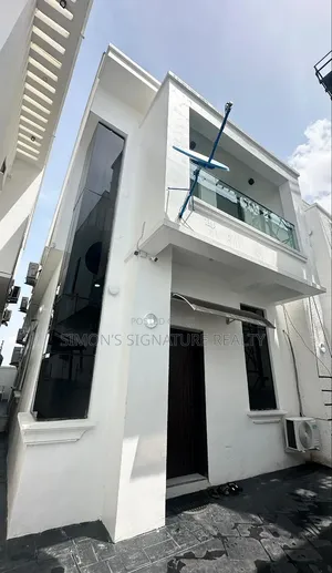 Furnished 4bdrm Duplex in Chevron for sale