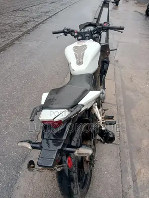 Honda CB 2014 White