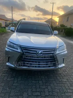 Lexus LX 570 2010 Silver