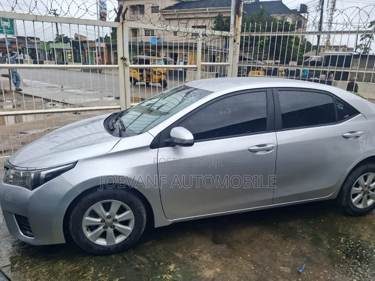 Toyota Corolla 2016 Silver