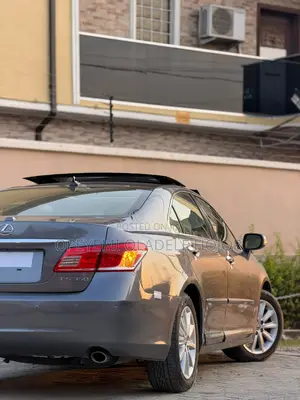 Lexus ES 350 2012 Gray
