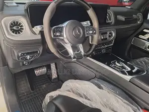 Mercedes-Benz G-Class 2023
