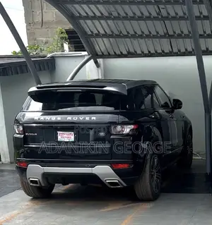 Land Rover Range Rover Evoque Prestige 4x4 (2.0L 4cyl 9A) 2014 Black