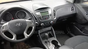 Hyundai Tucson 2014 Black