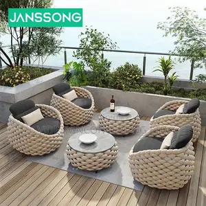 Garden Sits Relaxation Sits