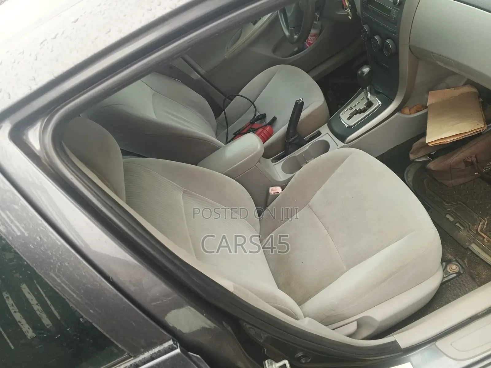 Toyota Corolla 2010 Gray