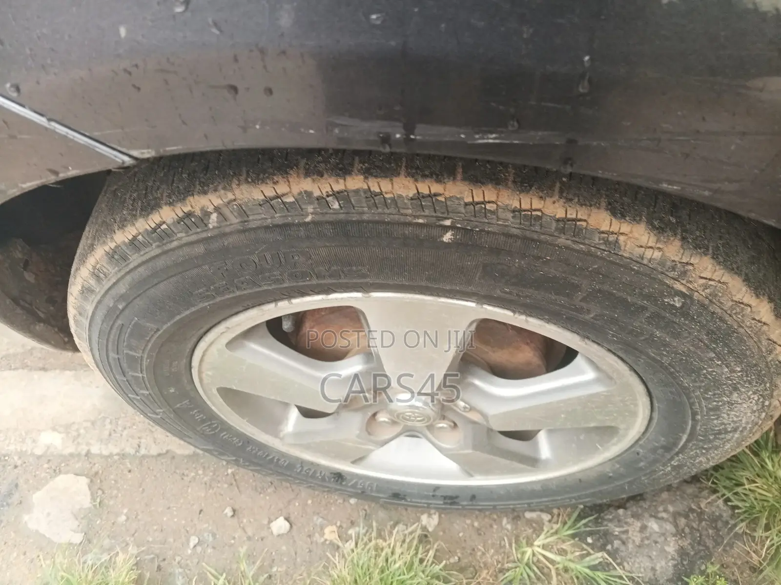 Toyota Corolla 2010 Gray