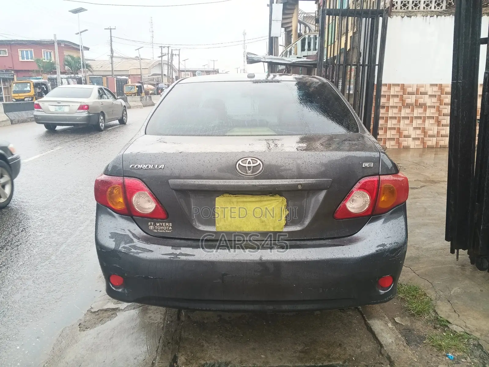 Toyota Corolla 2010 Gray