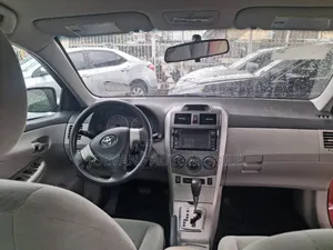 Toyota Corolla 2013 Red