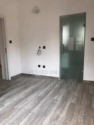 1bdrm Apartment in Lekki Phase 1 for rent