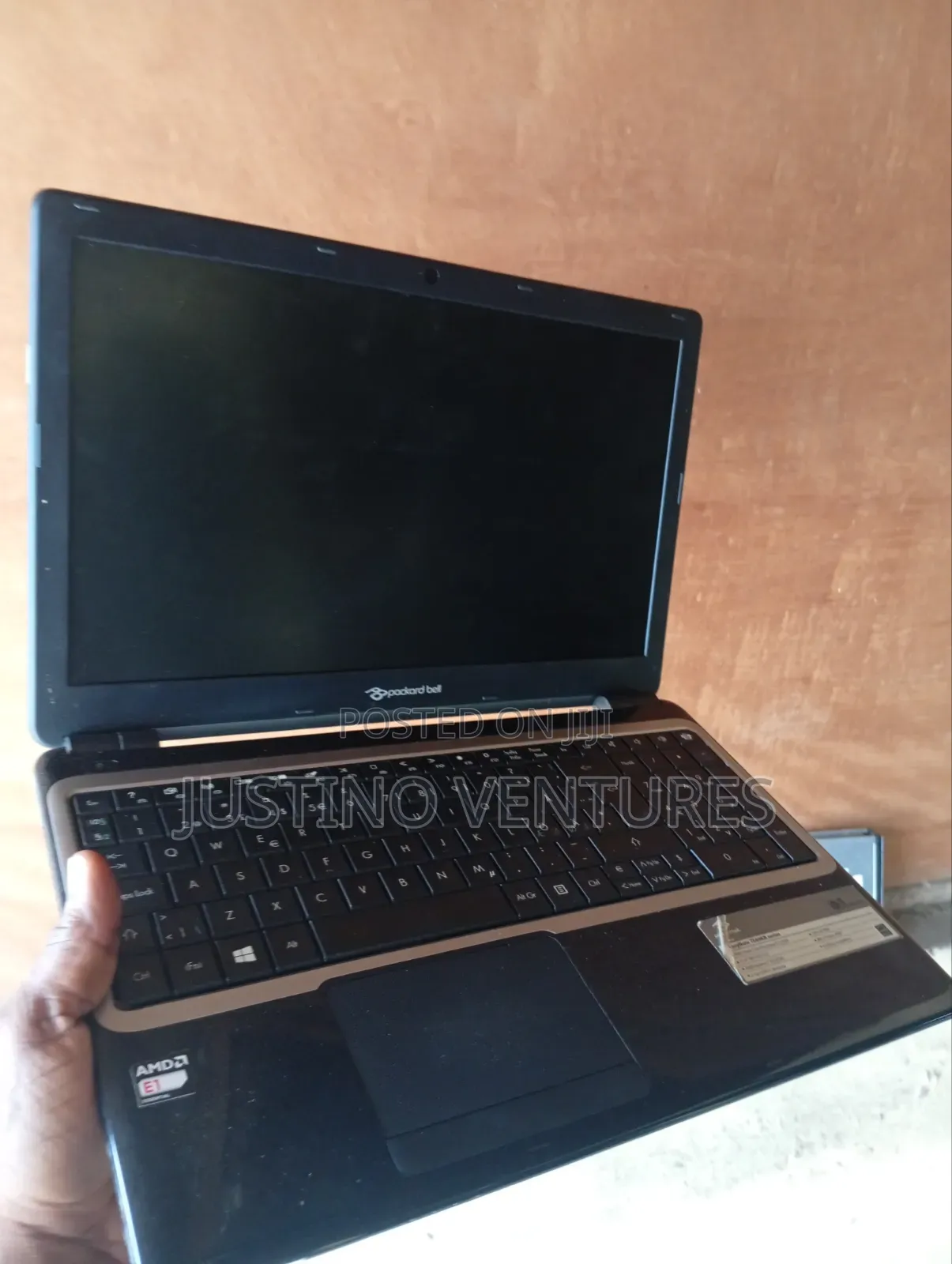 Laptop Packard Bell EasyNote TE69 4GB AMD A4 HDD 320GB