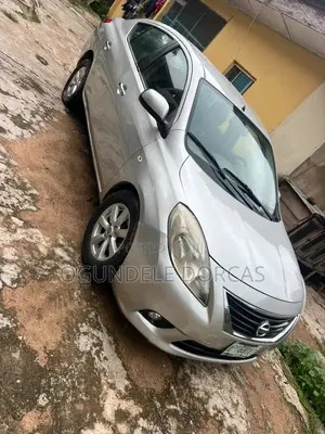 Nissan Almera 2010 Silver