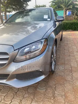 Mercedes-Benz C300 2016