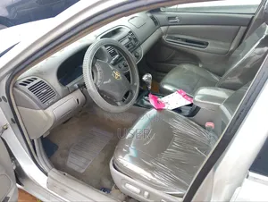 Toyota Camry 2005 Silver