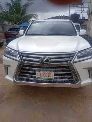 Lexus LX 2019 White