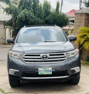 Toyota Highlander 2013 Gray