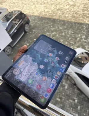 New Apple iPad Pro 256 GB Black