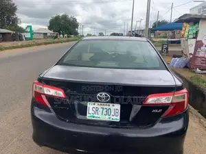 Toyota Camry LE 4dr Sedan (2.5L 4cyl 6A) 2013 Black
