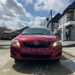 Toyota Corolla 2010 Red