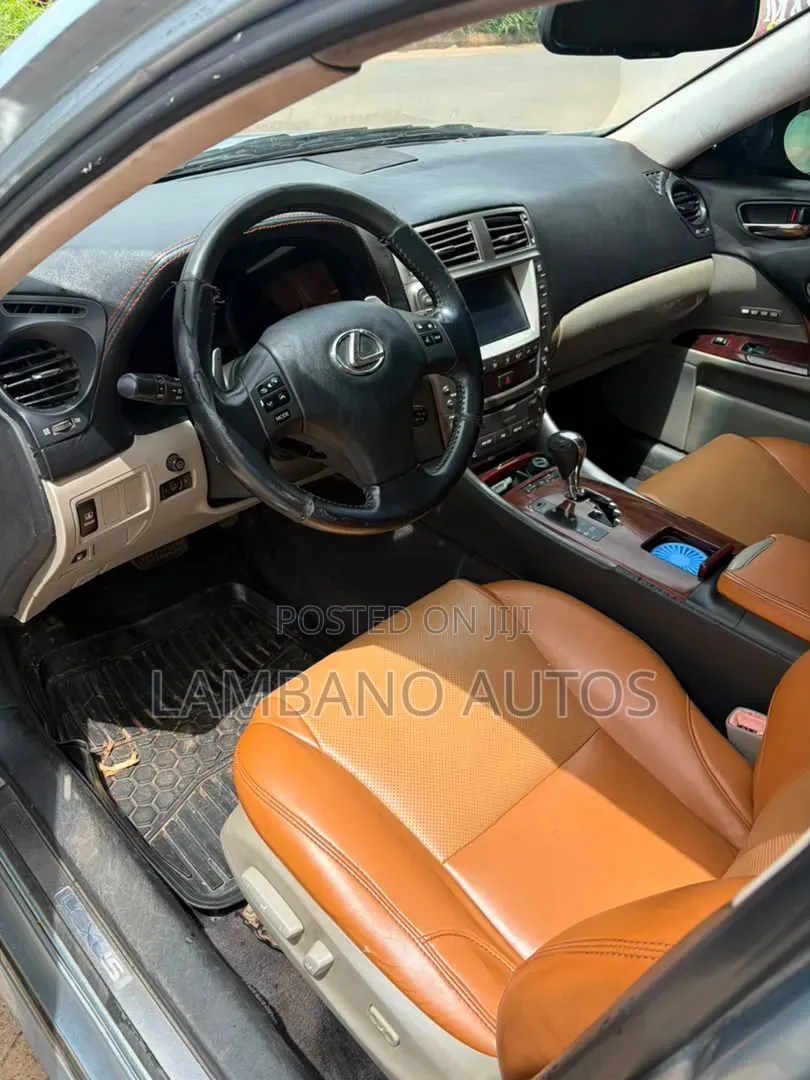 Lexus IS 2008 Blue