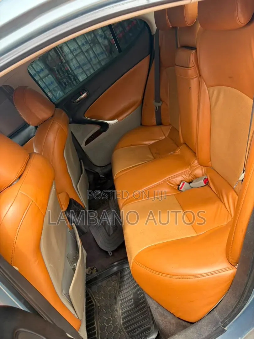 Lexus IS 2008 Blue
