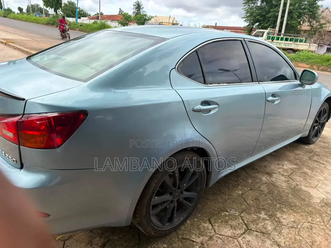 Lexus IS 2008 Blue