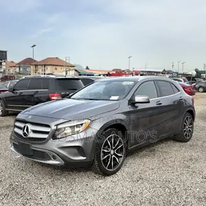 Mercedes-Benz GLA 250 2016 Silver