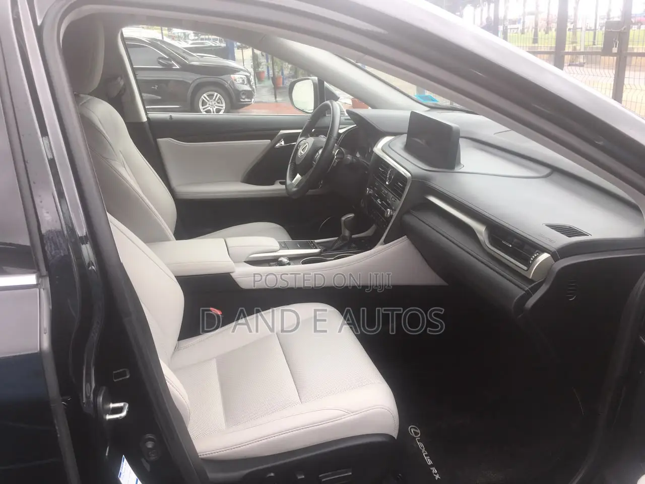 Lexus RX 2022 Black