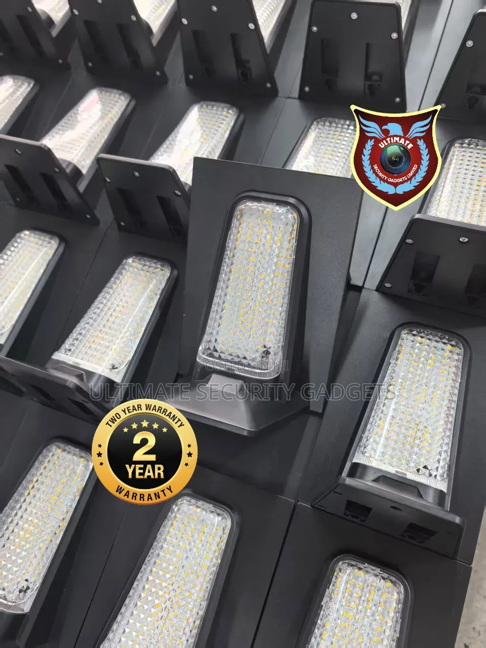 Solar Powered Wall Fence Light With Remote Control