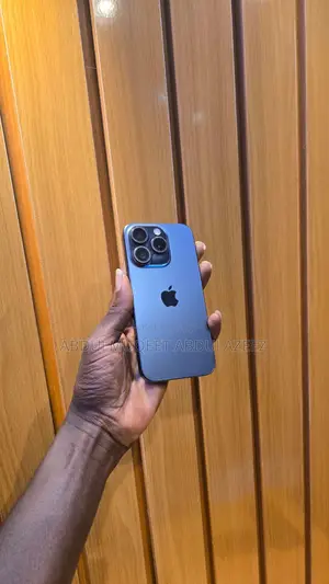 Apple iPhone 16 Pro 128 GB Gray