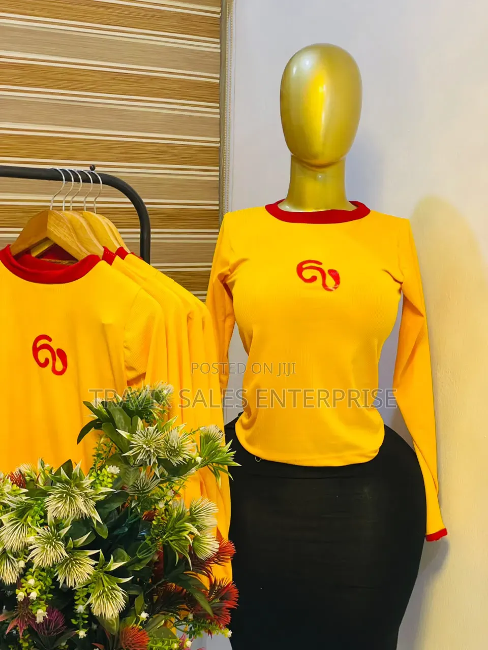 Women's Tops