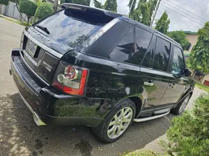 Land Rover Range Rover 2010 Black