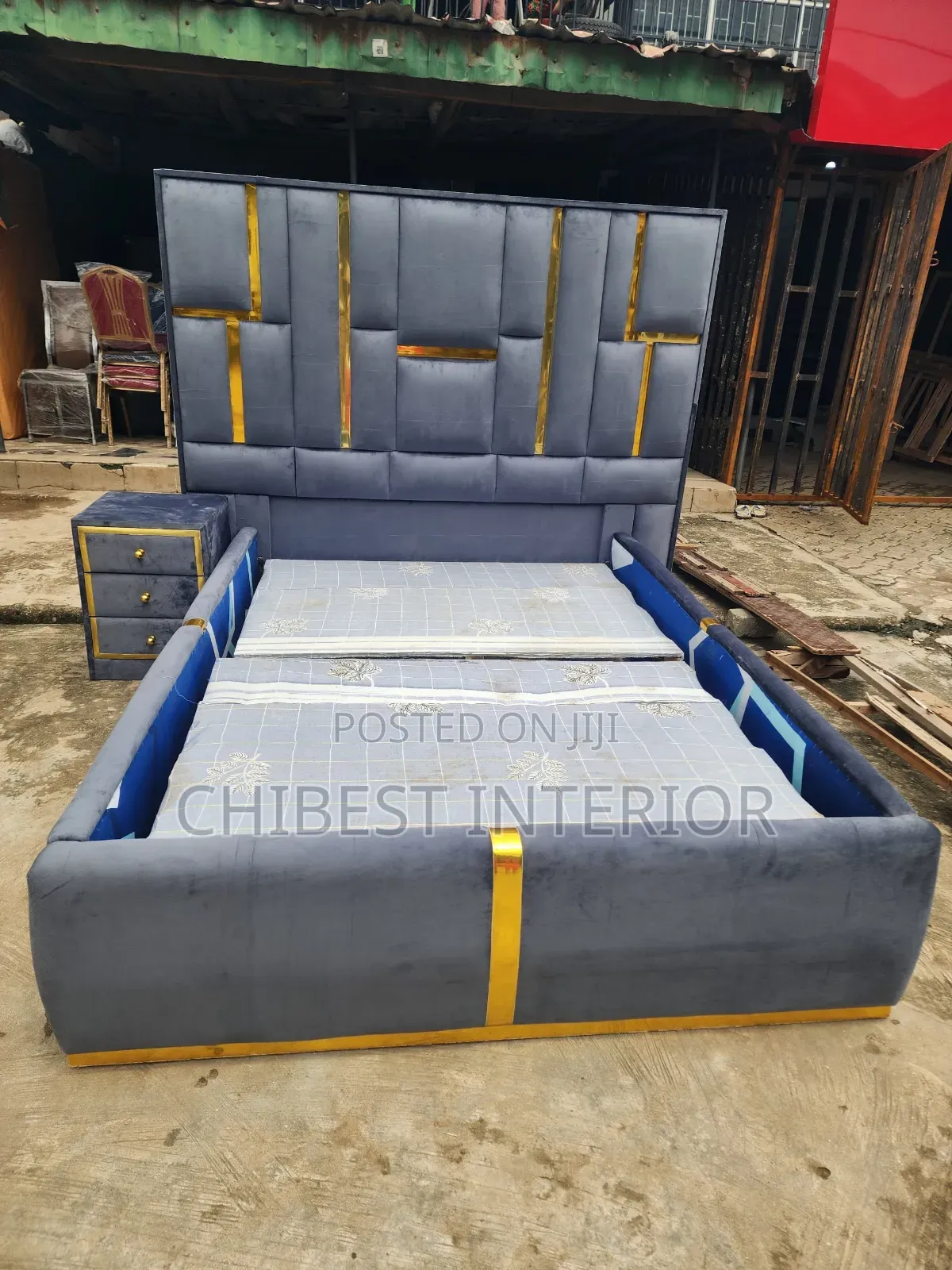 Grey Padded 4.5by6 Bed Set.