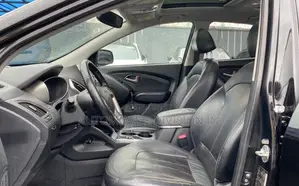 Hyundai Tucson 2010 Black