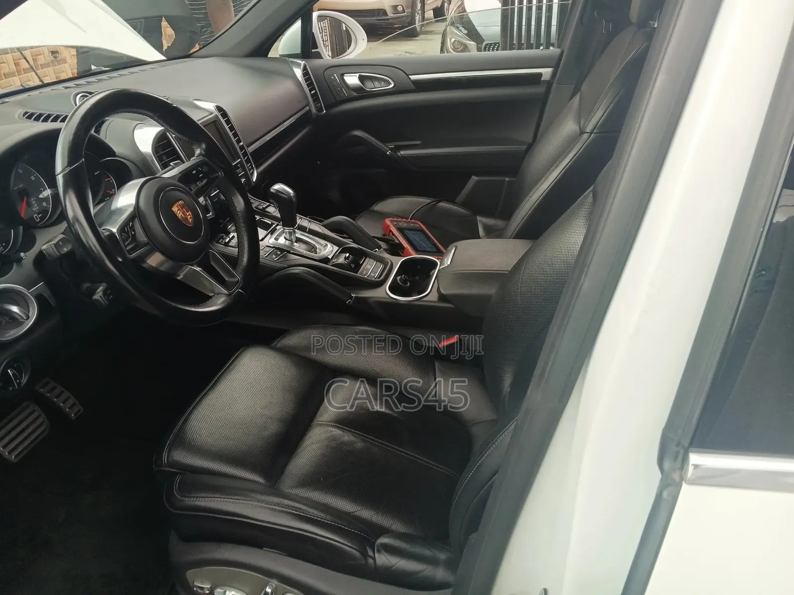 Porsche Cayenne 2015 White