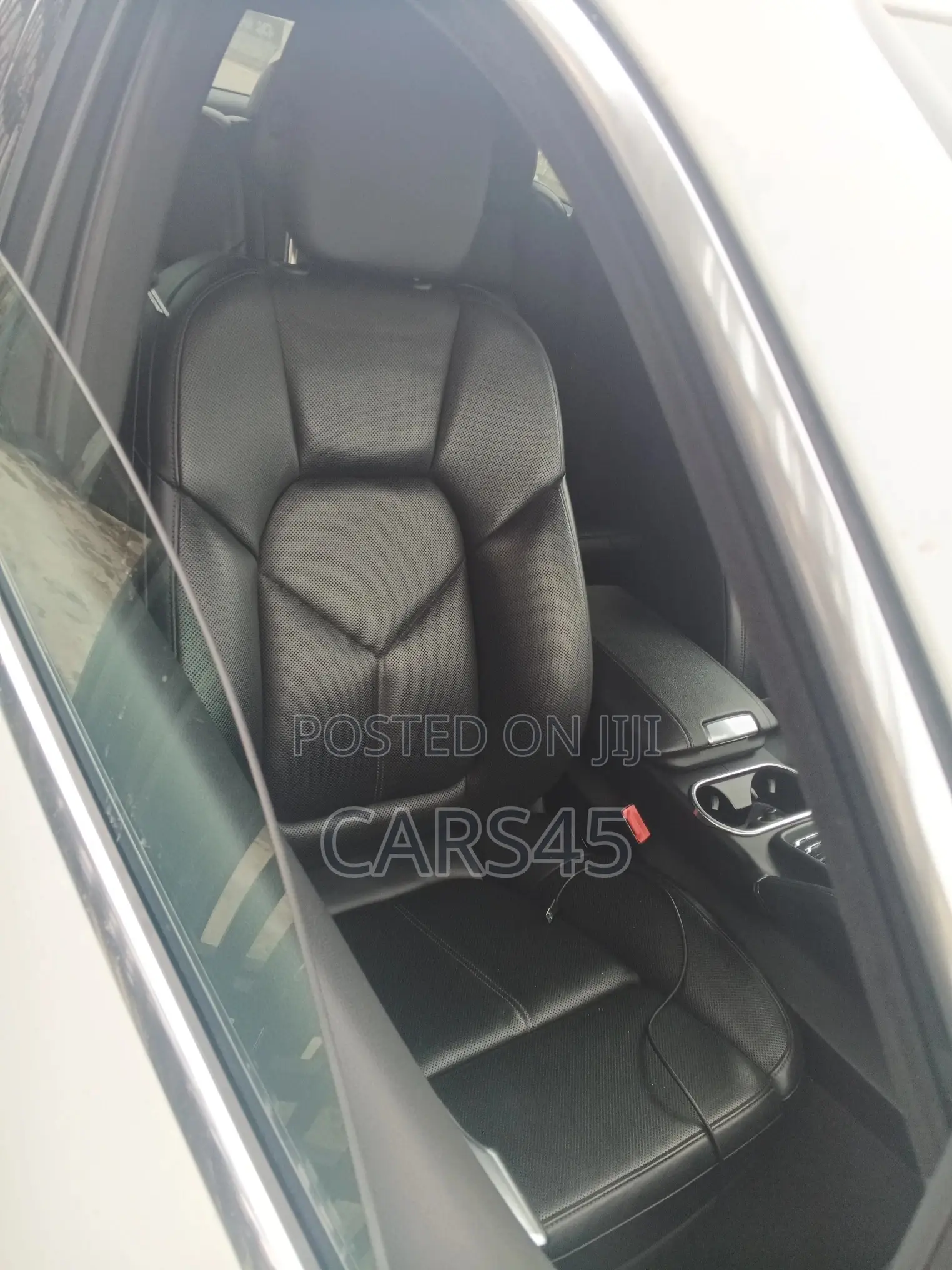 Porsche Cayenne 2015 White