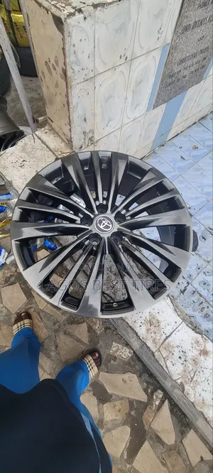 Toyota Original Alloy Rim – 20 for Toyota Highlander 2022 Model