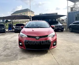 Toyota Corolla 2014 Red