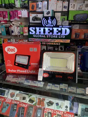 Itel Solar Flood Light