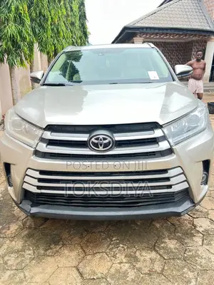 Toyota Highlander Limited Platinum V6 4x2 (3.5L 6cyl 6A) 2016 Brown