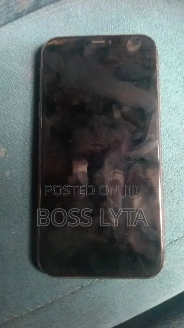 Apple iPhone 11 64 GB Black