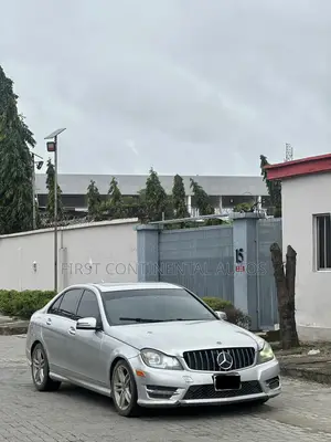 Mercedes-Benz C300 Sport 4Matic Sedan AWD (3.5L 6cyl 7A) 2013 Silver