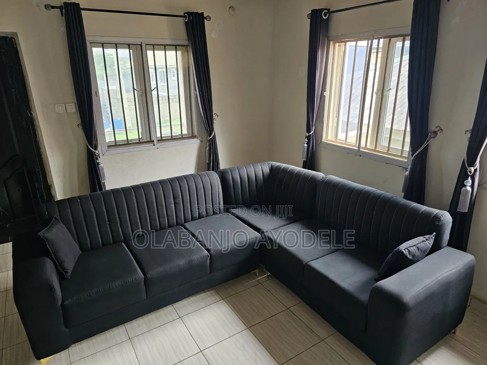 Modern Black Fabric 5-Seater L-Shaped Corner Sofa