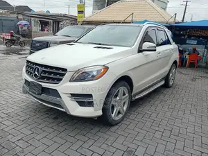 Mercedes-Benz M Class ML 550 4Matic 2013 White